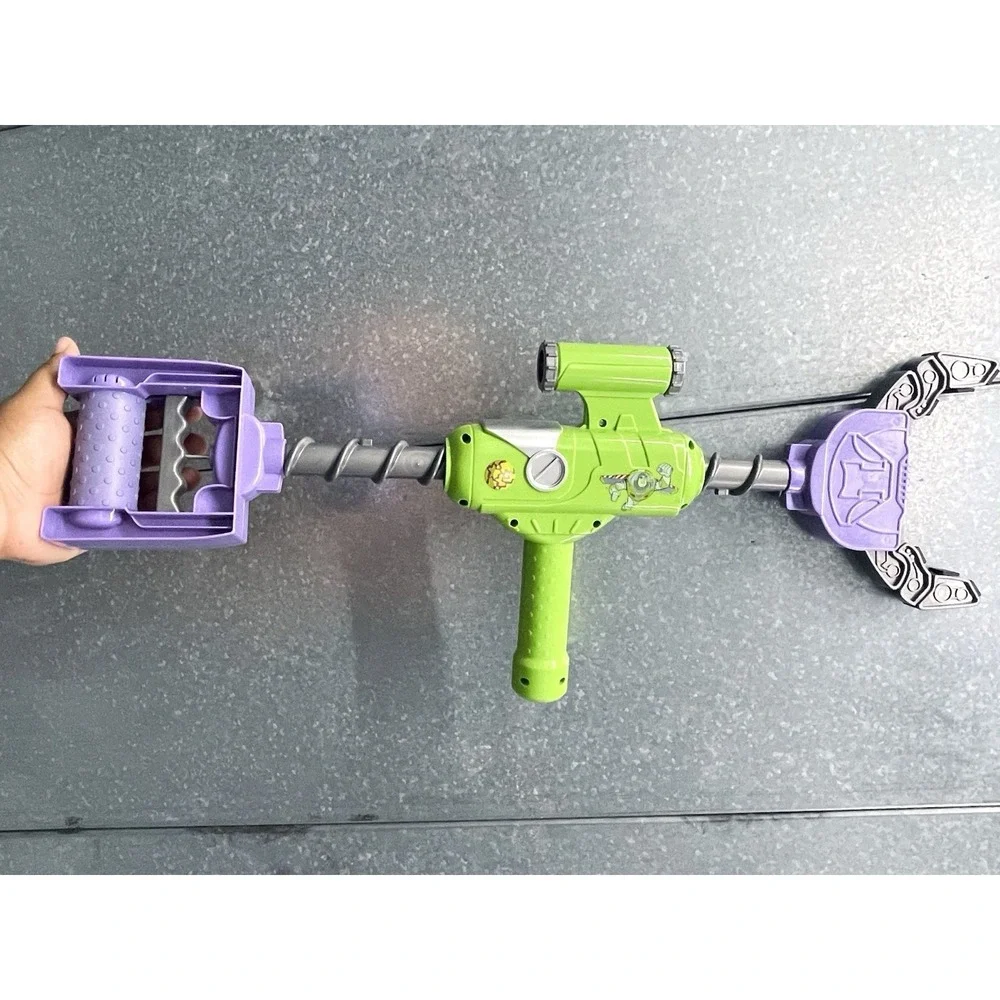 Disney Parks Buzz Lightyear Star Command 2009 SRM Claw Grabber Toy Story RARE